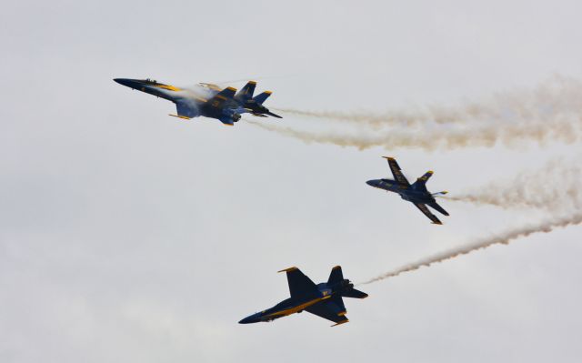 McDonnell Douglas FA-18 Hornet — - The Blue Angels Diamond formation performs a dynamic break at show center during the 2018 Miramar Air Show.