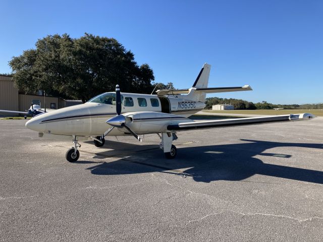 Cessna T303 Crusader (N9635C)