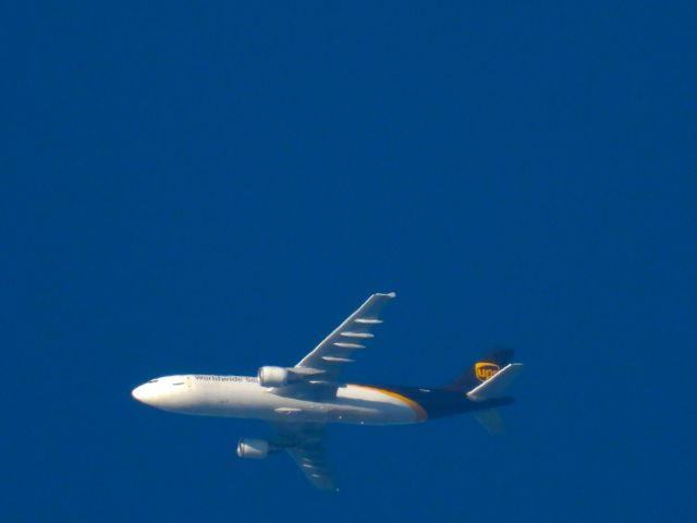 Airbus A300F4-600 (N135UP)