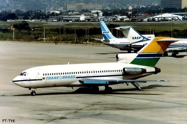 Boeing 727-100 (PT-TYK)