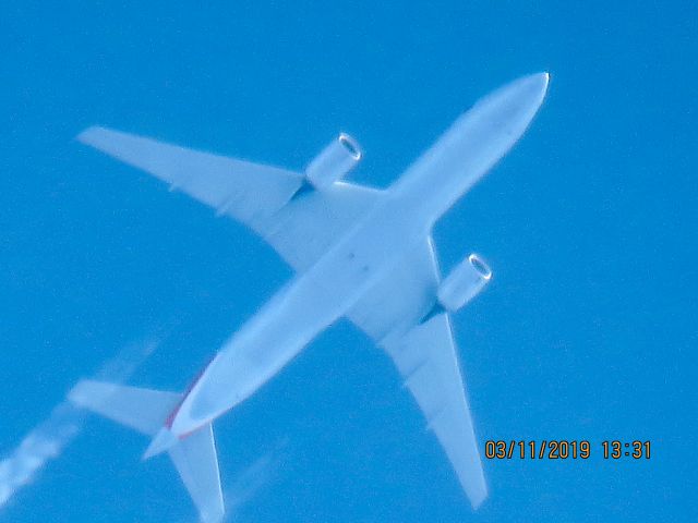 Boeing 777-200 (N785AN)