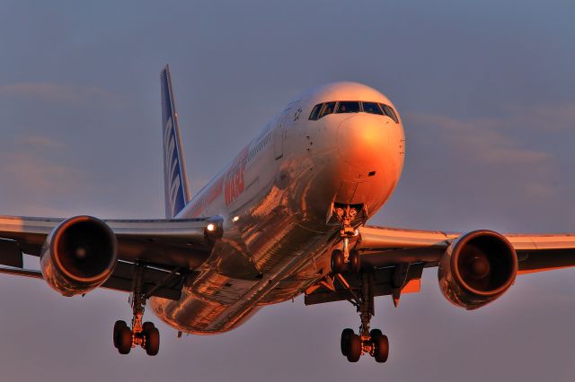 BOEING 767-300 (JA604A) - Sunset shot of Starwars JA604A in ITAMI Senrigawa!!