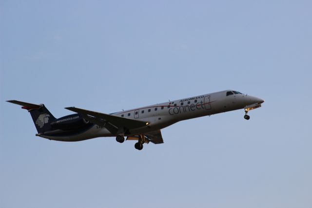 Embraer ERJ-145 (XA-ILI)