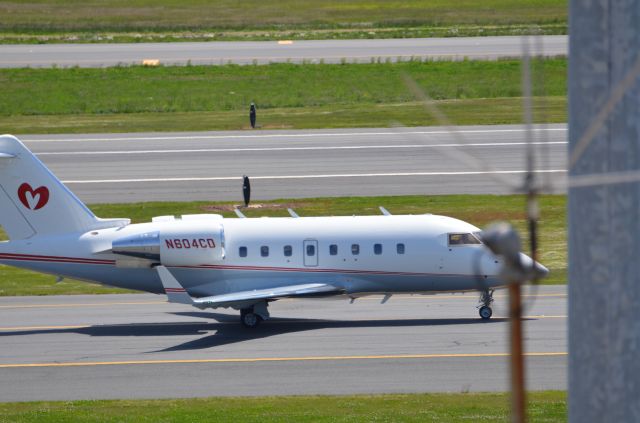 Canadair Challenger (N604CD)