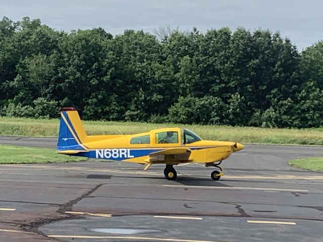 Grumman AA-5 Tiger (N68RL) - N68RL (AA5) departing Quakertown Airport (KUKT)br /Photo Date: June 12, 2021