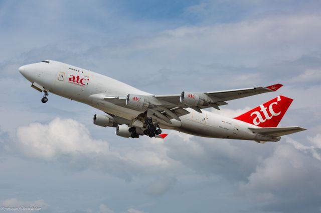 Boeing 747-200 (ER-BBC)