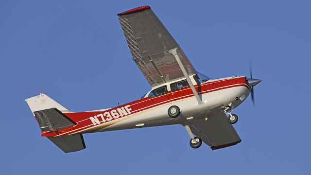 Cessna Skyhawk (N736NF) - Departing AirVenture 2023 on runway 18R