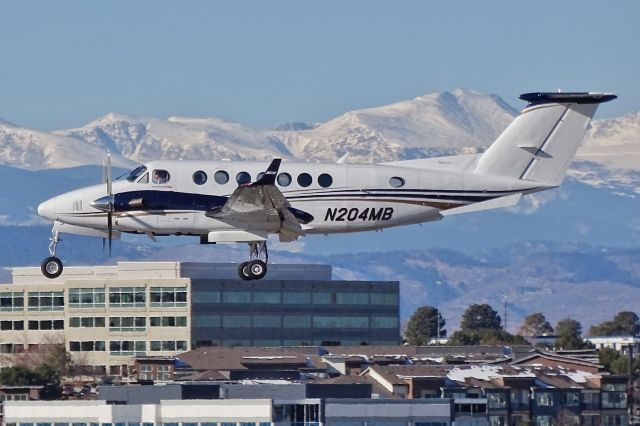 Beechcraft Super King Air 350 (N204MB)