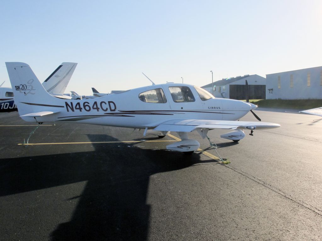 Cirrus SR-22 (N464CD)