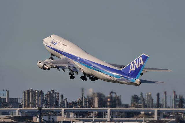 Boeing 747-400 (JA8960) - 2010/8/28