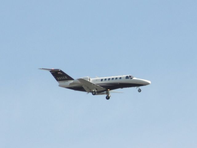 N85ER — - On final approach to Teterboro Airport, New Jersey