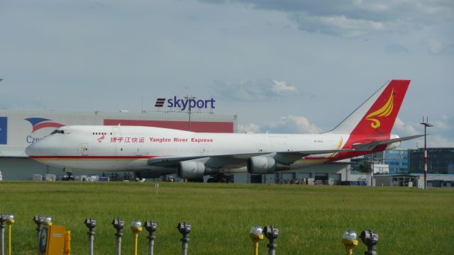 Boeing 747-400 (B-2435)