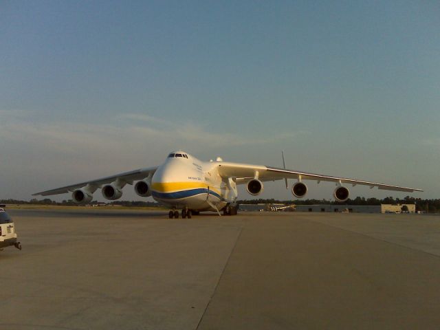 Antonov An-225 Mriya (UR-82060)