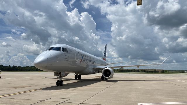 Embraer 175 — - E175 Departure