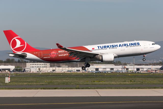 Airbus A330-200 (TC-JIZ)