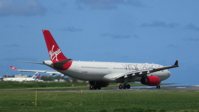 Airbus A330-300 (G-VKSS)