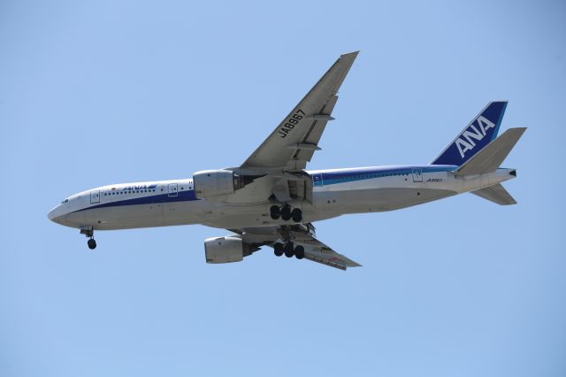 Boeing 777-200 (JA8967) - 17 July 2015: HND-HKD.