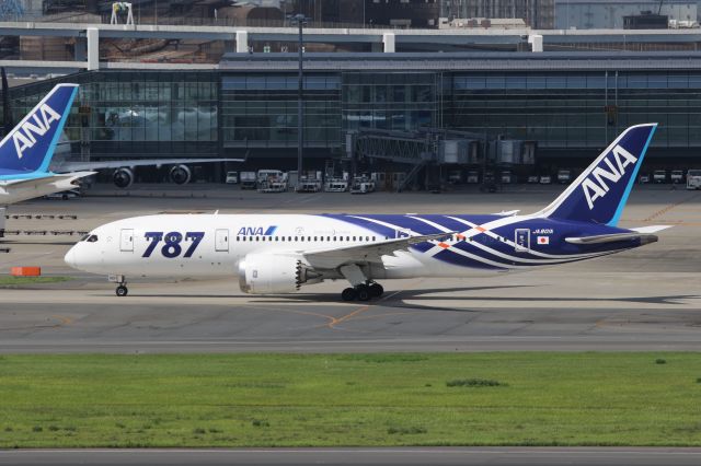 Boeing 787-8 (JA801A) - 20 June 2015: