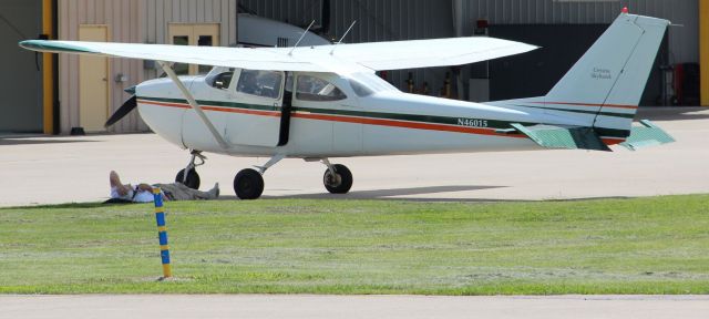 Cessna Skyhawk (N46015) - Parked on ramp on 6/24/11