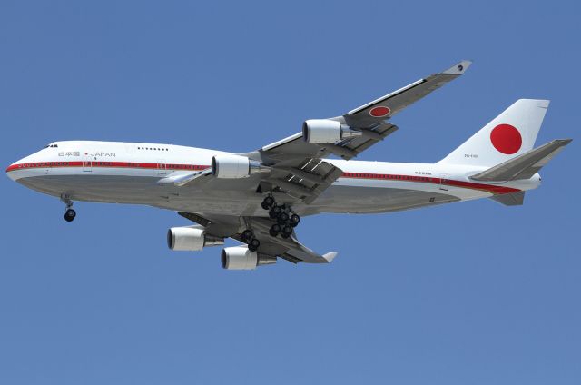 Boeing 747-400 (20-1101)