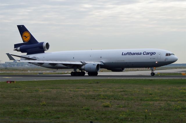 Boeing MD-11 (D-ALCL)