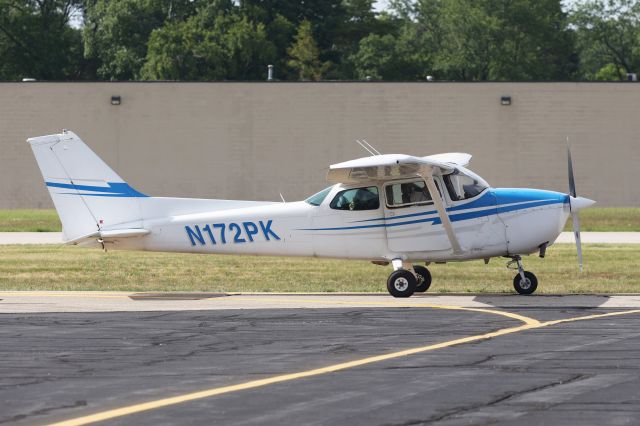 Cessna Skyhawk (N172PK)