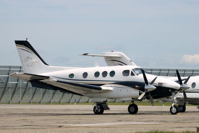 Beechcraft King Air 90 (N533SS)