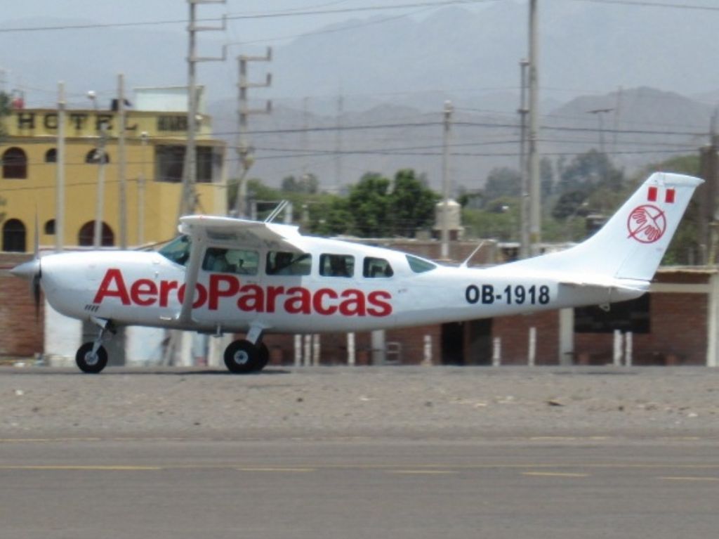 Cessna T207 Turbo Stationair 8 (OB-1918) - Aeroparacas