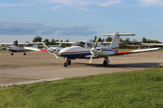 Piper PA-44 Seminole (C-GPQU)