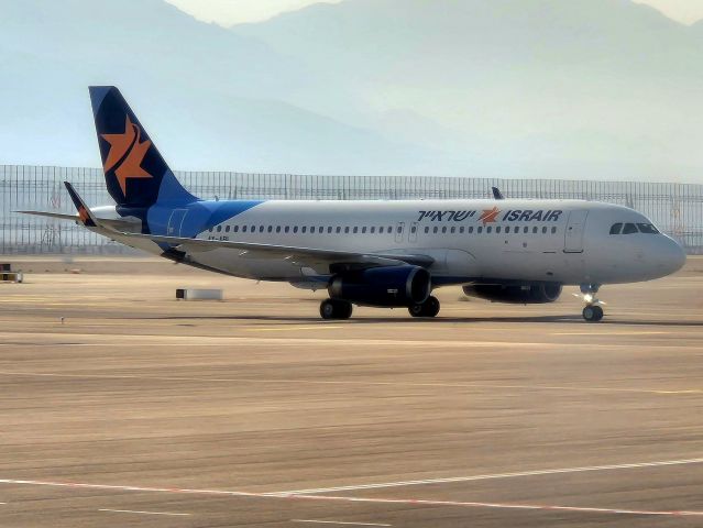 Airbus A320 (4X-ABI) - Early morning arrival at Ramon Airport near Eilat