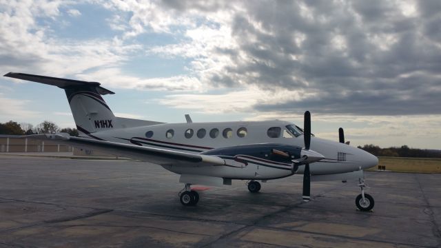 Beechcraft Super King Air 200 (N1HX)