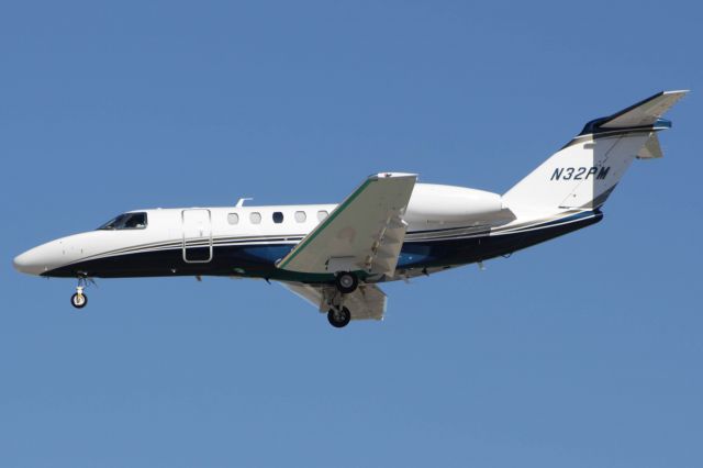 Cessna Citation CJ4 (N32PM)