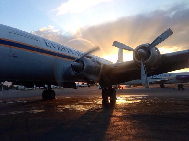 Douglas DC-6 — - Maintenance Engine Run