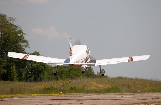 Cessna Skyhawk (N7574R)