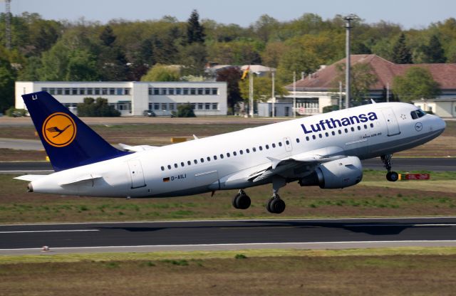 Airbus A319 (D-AILI)