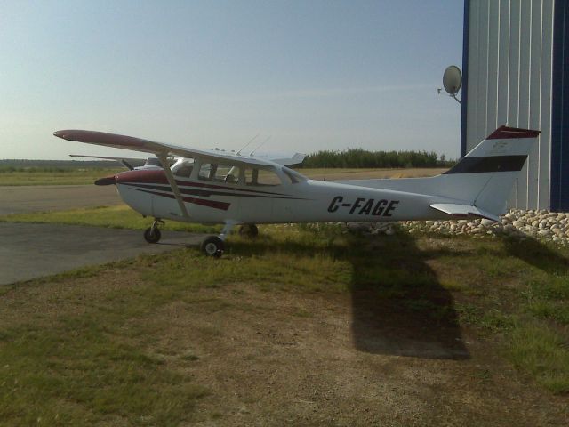 Cessna Skyhawk (C-FAGE) - C-FAGE at Cooking Lake Aviation Academy. (CEZ3) I did my first solo in this bird