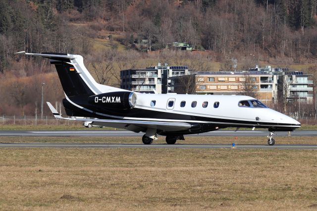 Embraer Phenom 300 (D-CMXM)