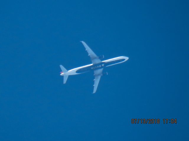Airbus A321 (N319DN)