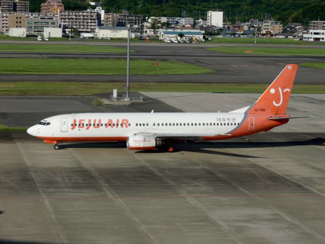 Boeing 737-800 (HL7780)