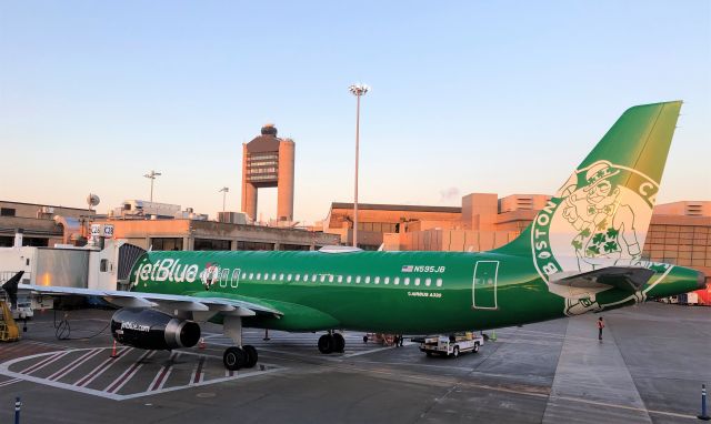 Airbus A320 (N595JB) - Celtics 