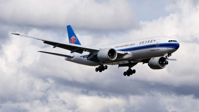 Boeing 777-200 (B-223G) - BOE356 on final to Rwy 16R to complete a B1 flight PAE to PDX to PAE on 3.6.23. (B777-F / ln 1735 / cn 67821).