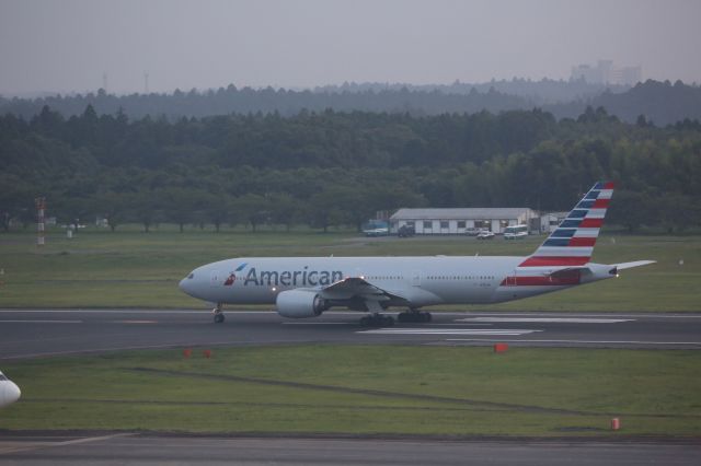 Boeing 777-200 (N781AN)