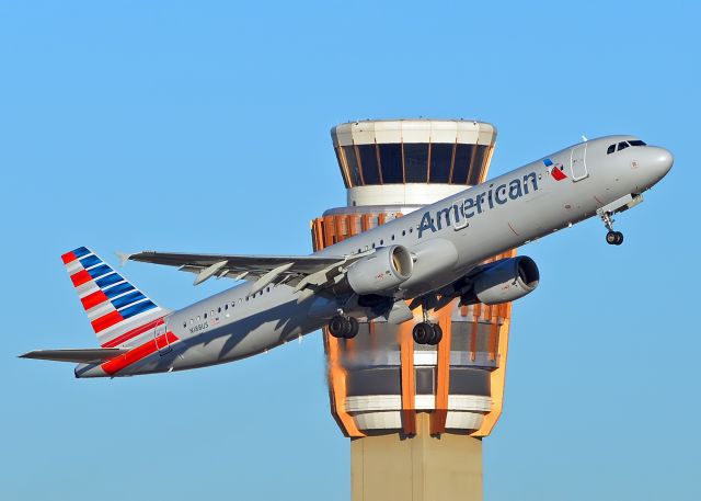Airbus A321 (N188US)