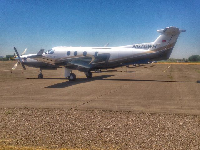 Pilatus PC-12 (N670WH) - N670WH - 2005 Pilatus Flugzeugwerke Ag PC-12/45