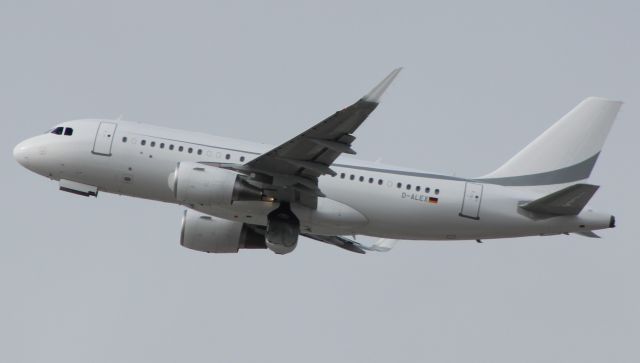 Airbus A319 (D-ALEX) - 5-25-16