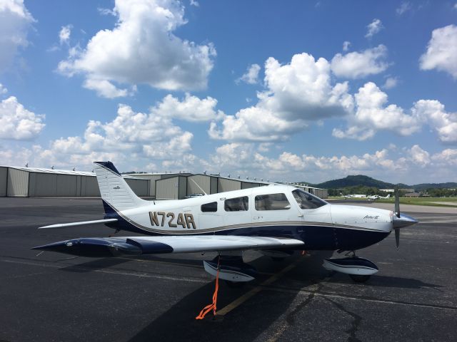 Piper Cherokee (N724R) - Nashvilles John Tune airport for the total solar eclipse