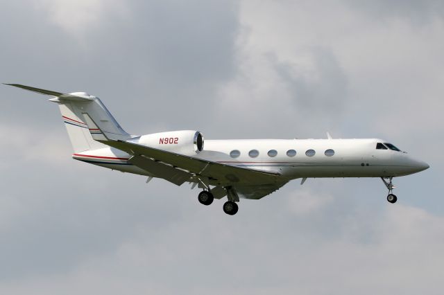 Gulfstream Aerospace Gulfstream IV (N902)