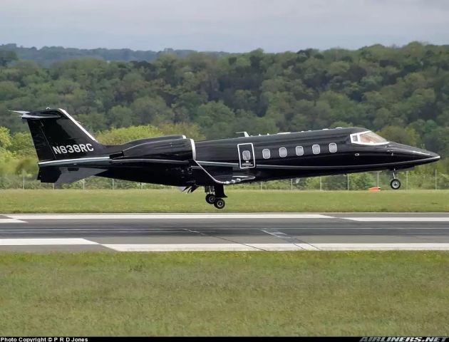 Learjet 60 (N276BG)