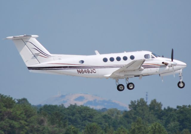 Beechcraft Super King Air 200 (N649JC)