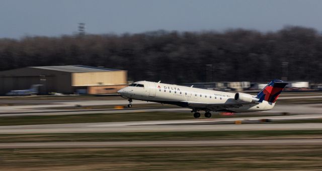 Canadair Regional Jet CRJ-200 (N439SW) - This is a Delta regional (CRJ-200) taking off from Detroit Metro on April 15th, 2016. br /br /Taken on a Canon 7D Mark II with 100-400mm MK IIbr /br /ISO: 100br /Shutter: 1/125br /Aperture: F/16br /Stablization: ON, Mode 2 